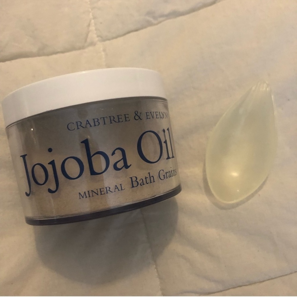Crabtree & Evelyn Jojoba Oil Mineral Bath Grains